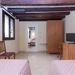 Casa Del Melograno 3* Venedig