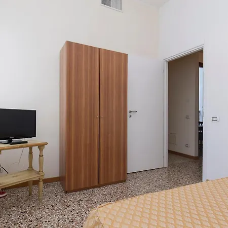Casa Del Melograno Bed & Breakfast