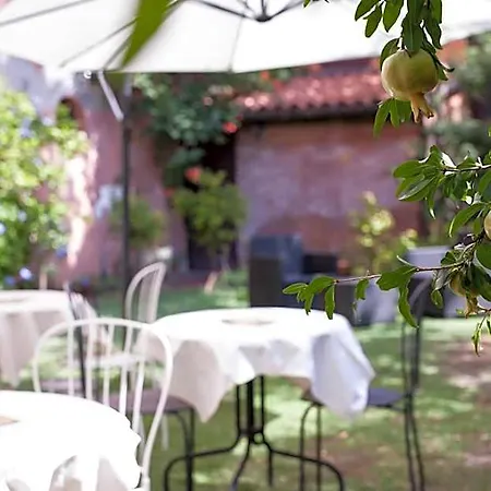 Bed & Breakfast Casa Del Melograno 3*
