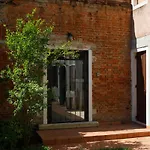 Casa Del Melograno 3*