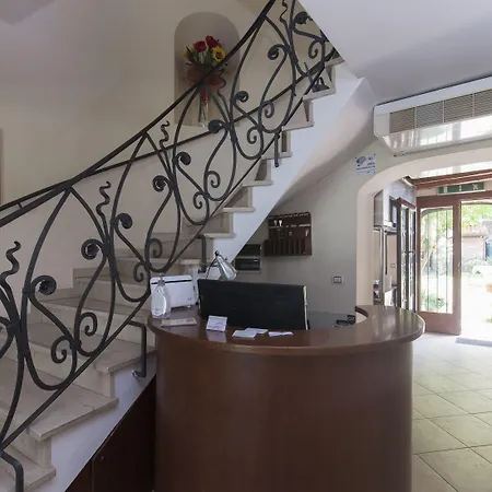 Frühstückspension Casa Del Melograno 3*